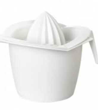 Odšťavovač s nádobkou